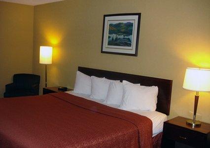 Отель Quality Inn & Conference Center Parry Sound
