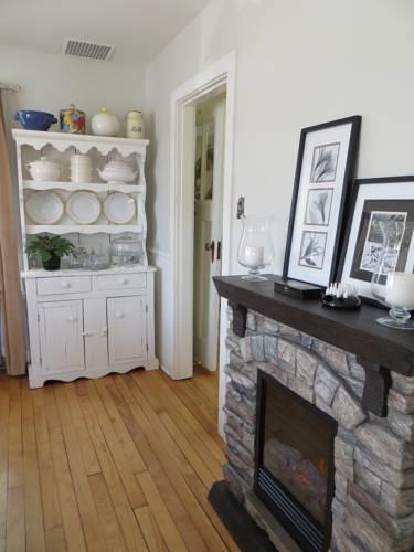 Мини-отель Carpenter's Mrs Bed and Breakfast
