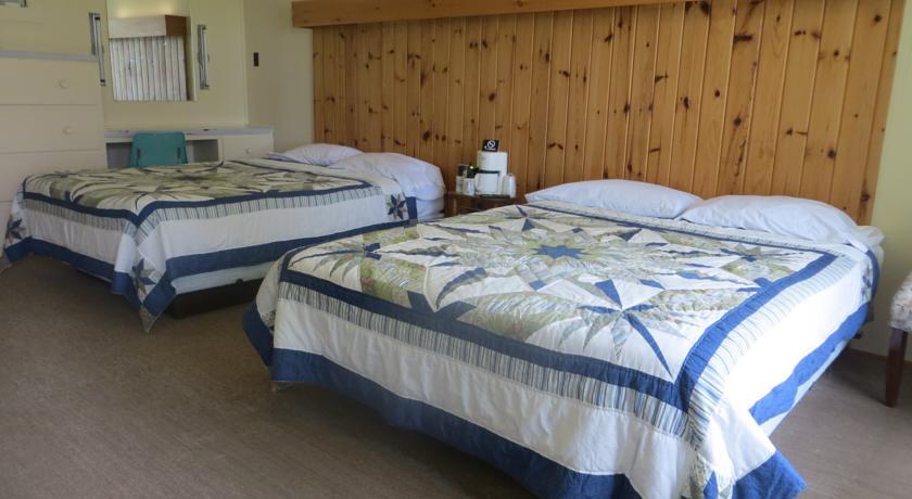 Отель Tally-Ho Inn