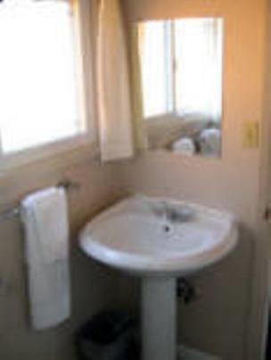 Отель Comox Valley Inn & Suites