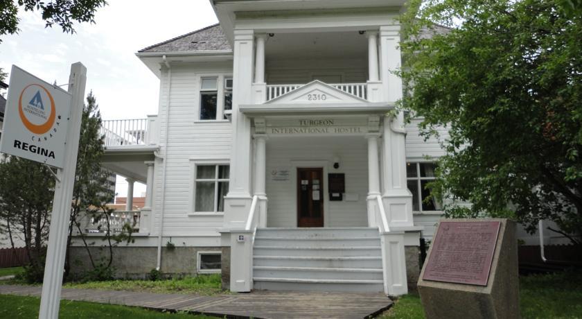 Хостел Hostelling International Regina