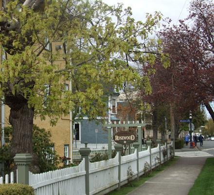 Rosewood Inn