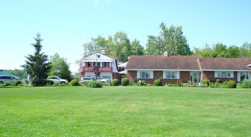 Мини-отель Stratford Serenity Bed & Breakfast