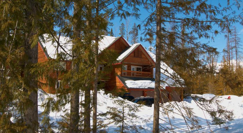 Апартаменты Polar Peak Lodges