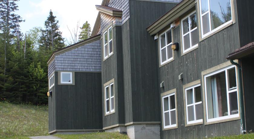Хостел Grenfell Campus Summer Accommodations