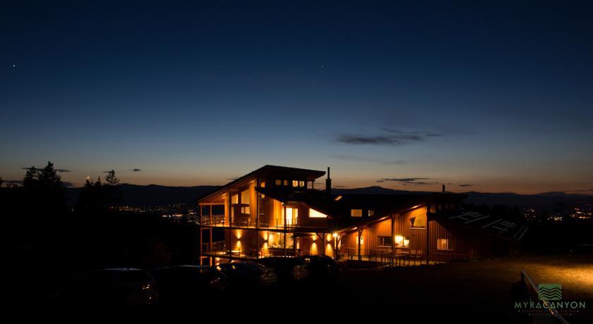 Мини-отель Myra Canyon Ranch B&B