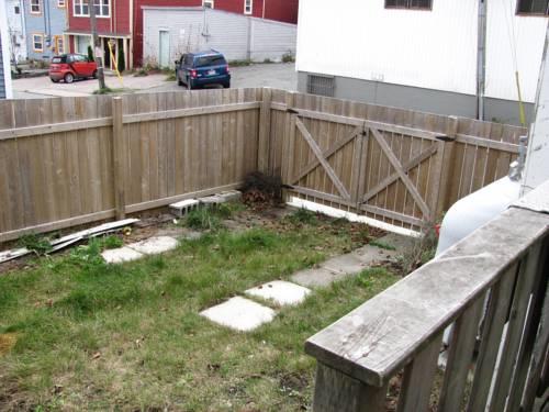 Отель Alcove Three Bedroom House
