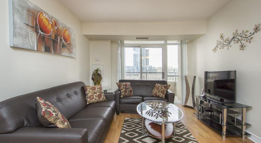 Отель Platinum Suites