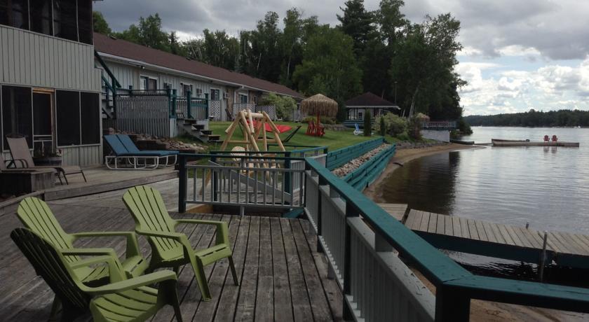 Отель Algonquin Lakeside Inn