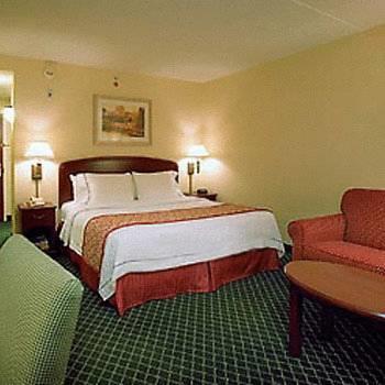 Отель Courtyard Toronto Vaughan