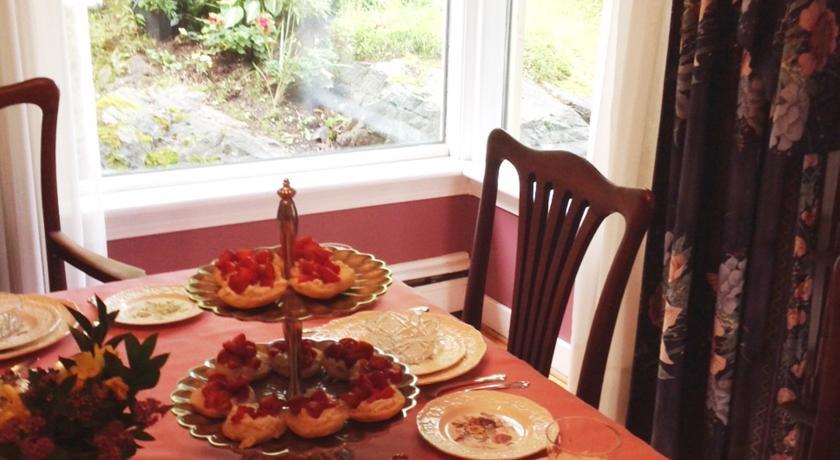Мини-отель Fundy Heights B&B