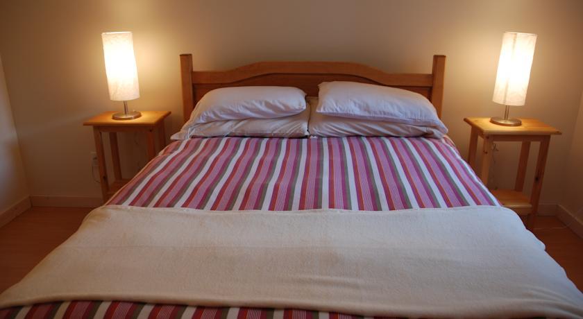 Мини-отель Stoneshire Guesthouse Bed & Breakfast