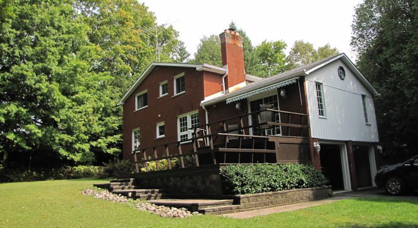 Мини-отель Willow Pond Country Bed and Breakfast