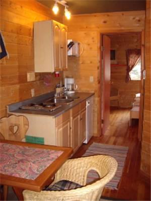 Отель Hillside Lodge and Chalets