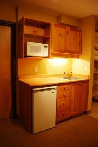 Отель Inn at Big White