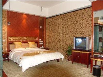 Отель Kunming Golden Spring Hotel