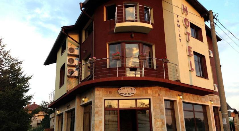 Отель Hi-Life Family Hotel
