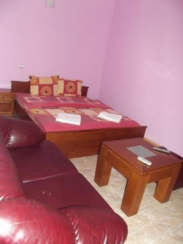 Гостевой дом Mountain Paradise Family Hotel