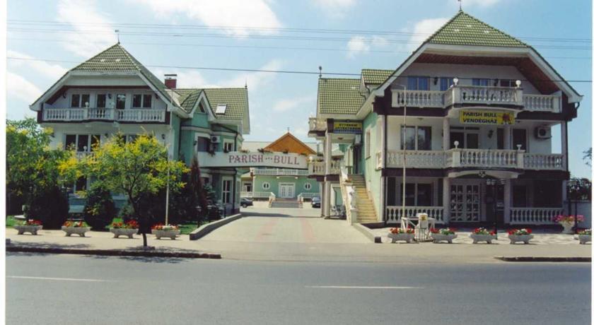 Отель Parish Bull Hotel
