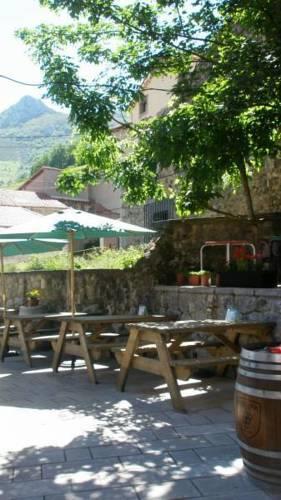 Отель Hotel Rural Peña Castil