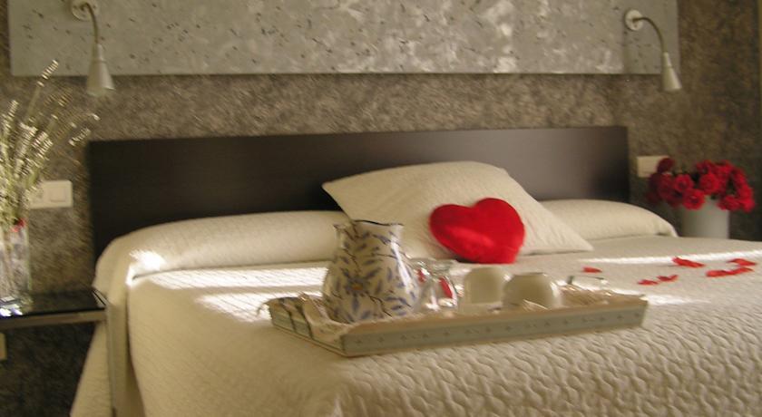 Отель Aqua Luna Spa