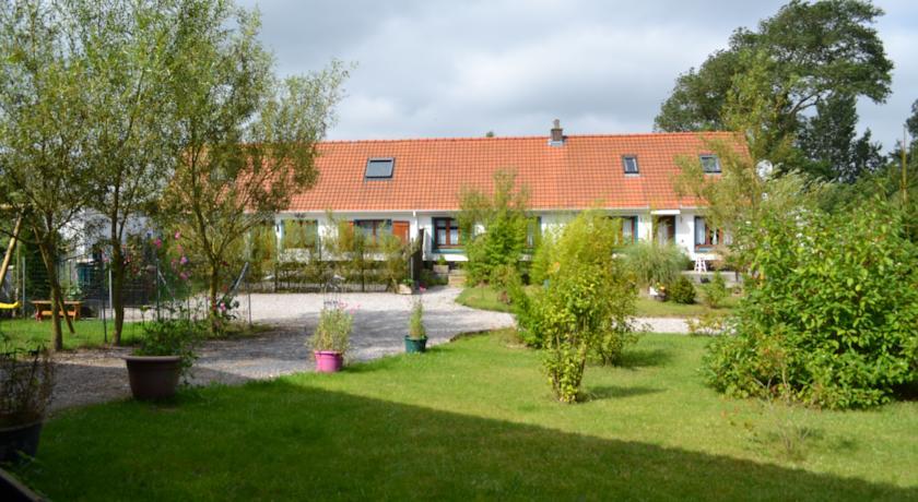 Апартаменты Gîte La Cense Aux Alouettes