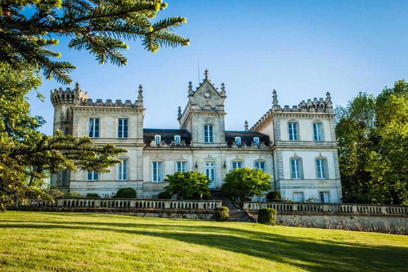 Мини-отель Chambres d'Hôtes du Château du Grand Mouëys
