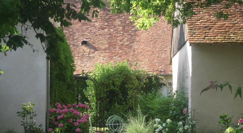 Мини-отель Chambre d'Hotes Propriété de la Derne