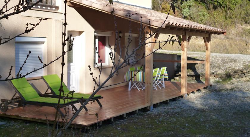 Апартаменты Un Gite Dans l'Aude