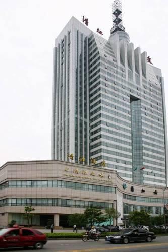 Отель Qingjiang Hotel