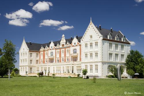 Отель Balneario Palacio de las Salinas