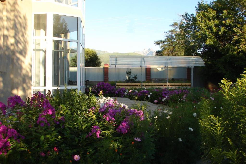 Мини-отель Teskey B&B