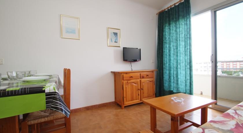 Апартаменты Apartamentos Familiares Festa Platja