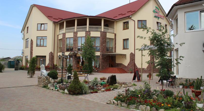Гостиница Pid Yavorom