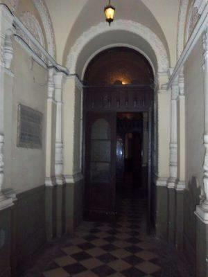 2 Lions Hostel