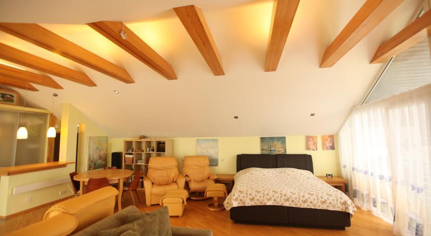 Nida Penthouse Studio