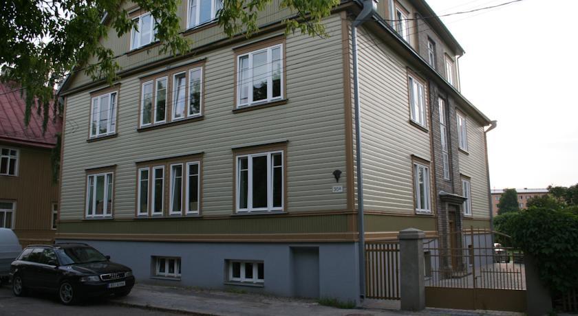 Apartment Near City Center