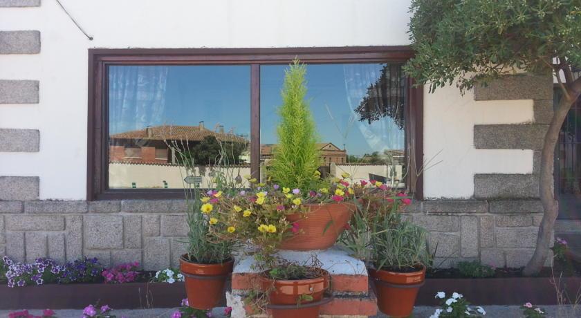Отель La Plata de Oropesa