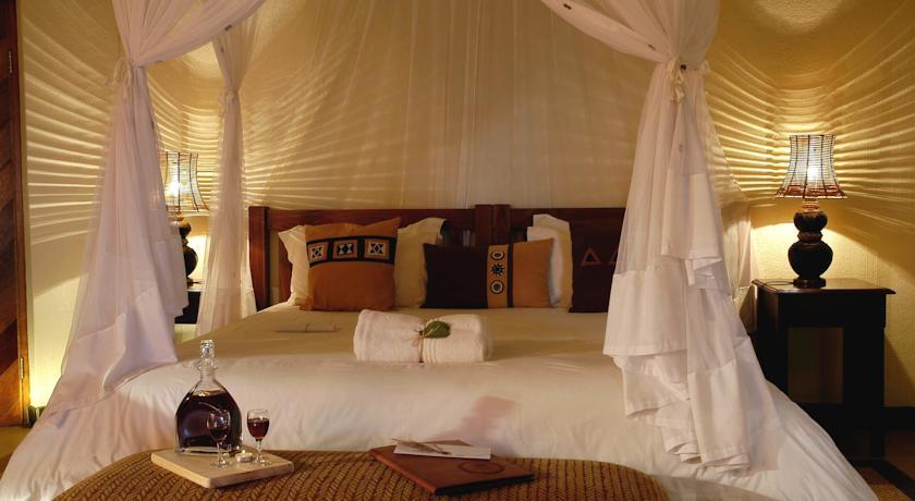 Отель Jackalberry Lodge