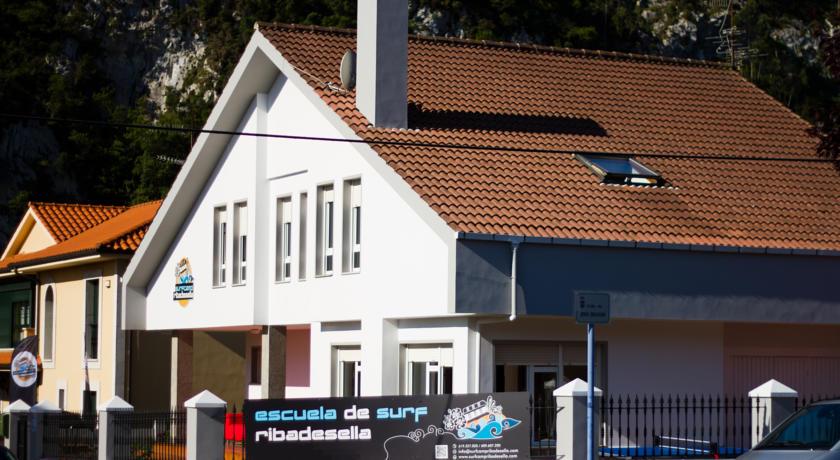 Хостел Albergue Surfhouse