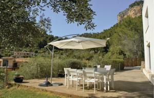 Апартаменты Holiday home Car. De La Comuna