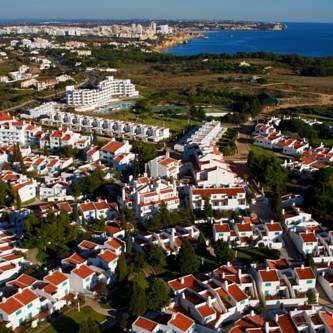 Отель Aldeamento Turistico da Prainha