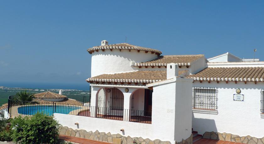 Отель Holiday home Villa Zena Pego