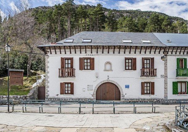 Хостел Albergue Juvenil De Canfranc