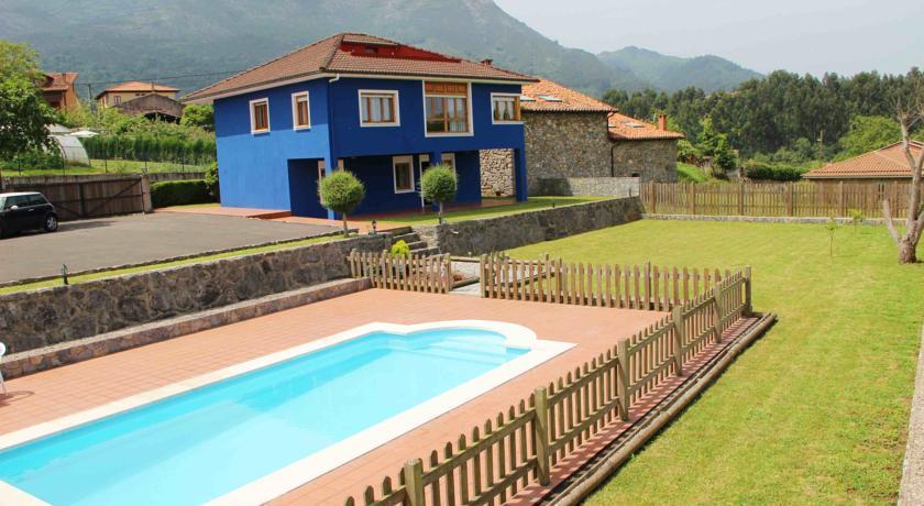 Апартаменты Villa La Llosa
