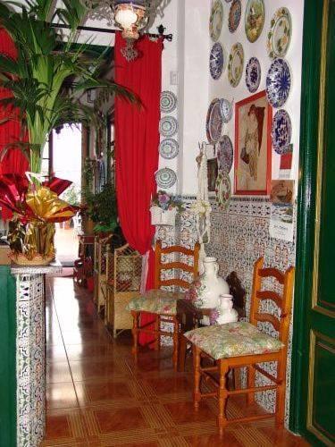 Гостевой дом Hostal Carmen Pepi