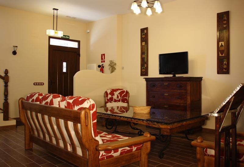 Отель Casa Rural El Almendro De Maria