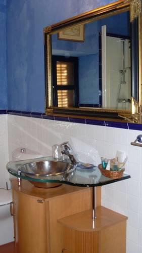 Отель Hotel Sara De Ur