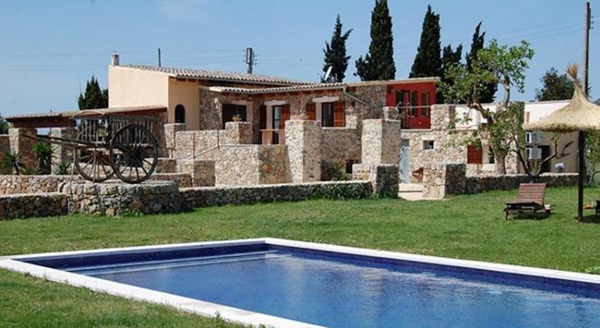 Отель Villa en Llubi