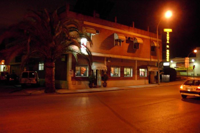 Отель Hotel El Cruce